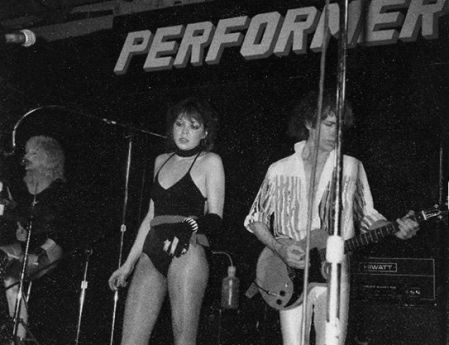 performer-1982